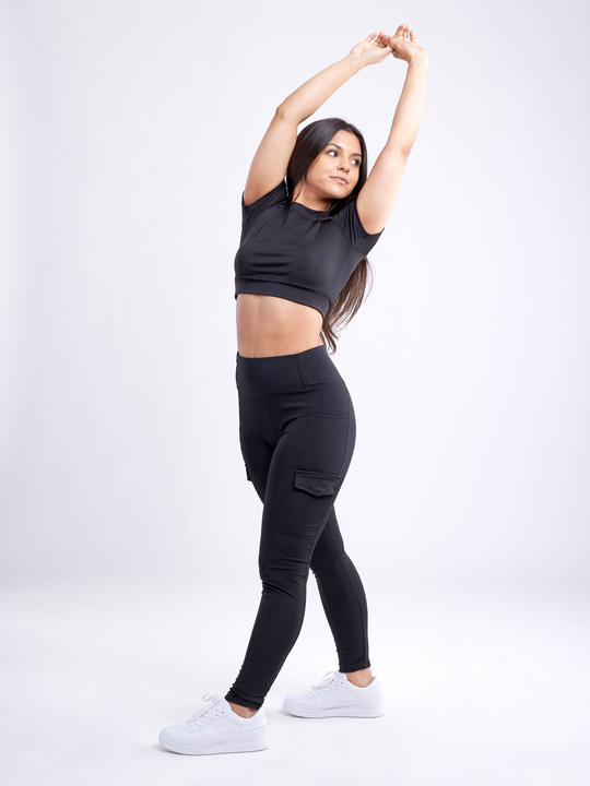Jupiter Gear: Short-Sleeve Crop Top