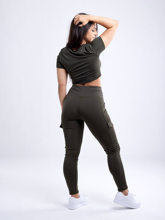 Jupiter Gear: Short-Sleeve Crop Top