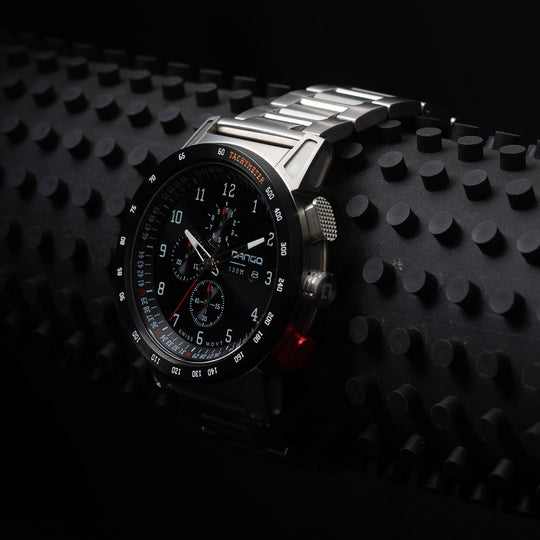 Dango: CR-01 - CHRONO WATCH WITH METAL BRACELET