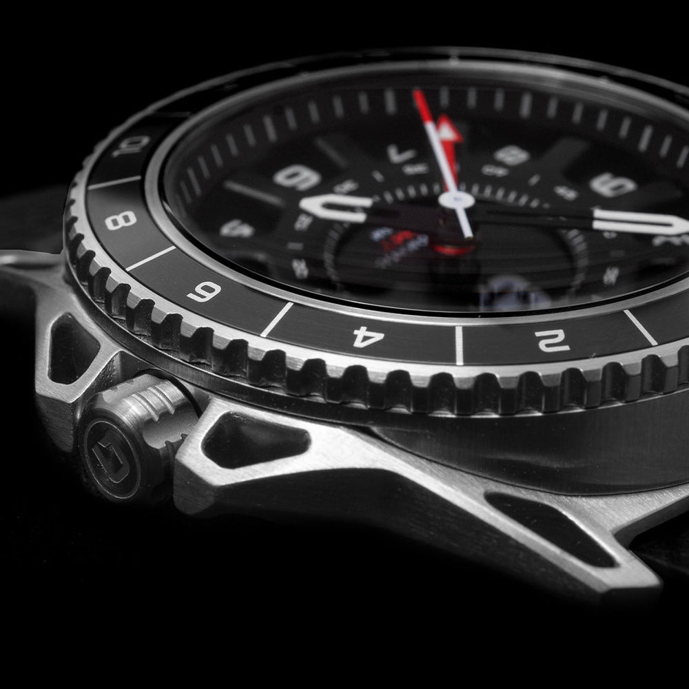 Dango: GMT-01 - AUTOMATIC GMT WATCH WITH METAL BRACELET
