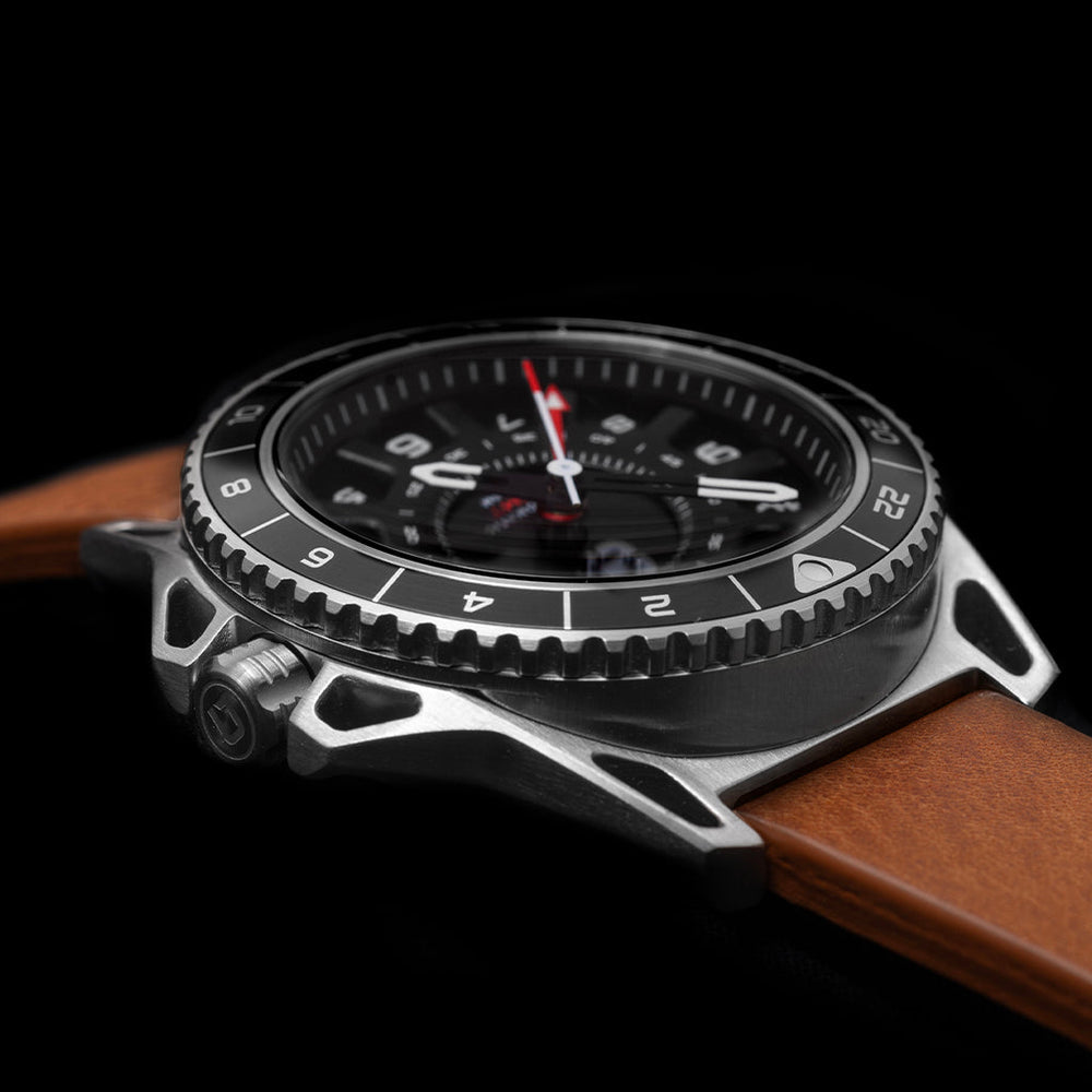 Dango: GMT-01 - AUTOMATIC GMT WATCH WITH ITALIAN LEATHER STRAP